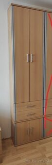 Predám skriňu s nadstavcom v bukovej farbe