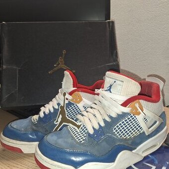 Jordan 4