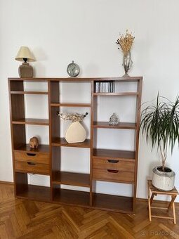 Predám knižnicu/regál - masívne drevo