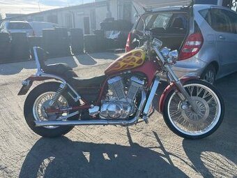 Suzuki intruder VS800 classic - 1