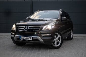 Mercedes-Benz ML 350 BlueTEC 4Matic (2015).