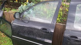 Súčiastky karoserie Kia carnival