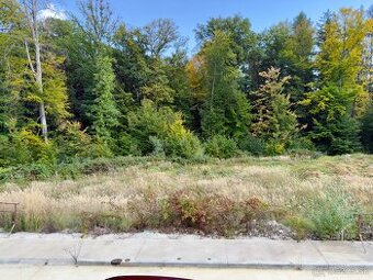 Na predaj stavebný pozemok – 635 m² – Bojnice, Obora