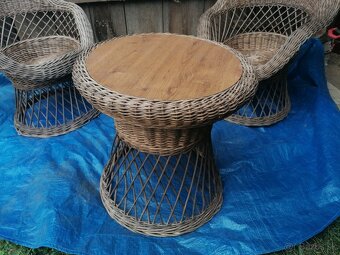 Predám ratanový nábytok- sedenie