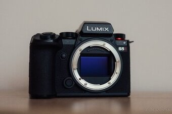 PANASONIC LUMIX DC-S5II