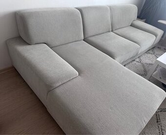 Sedacia suprava s taburetom