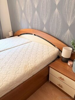 Manželská posteľ s doplnkami 160x200