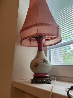 Starožitná porcelánová lampa