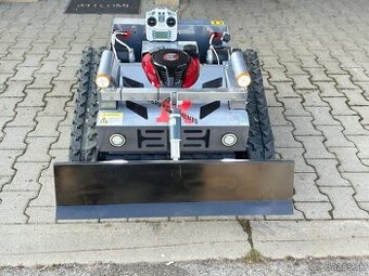 Predám pásovú mulčovaciu kosačku s diaľkovým ovládaním