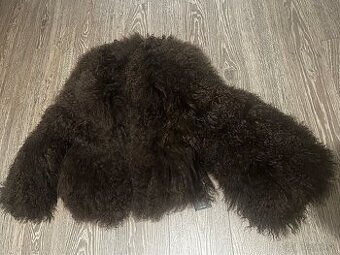 Kožuch z mongolskej ovce