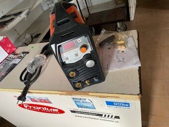 TIG pro (zváračka)