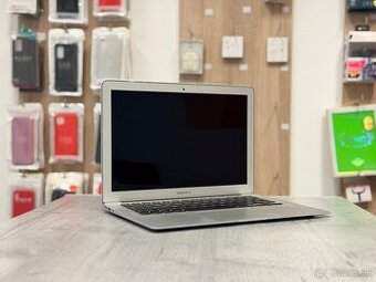 Apple MacBook Air Early 2015 13” Silver