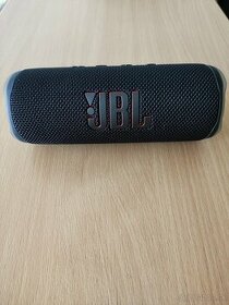 JBL flip6
