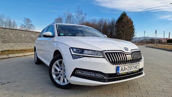 Superb Combi Style 4x4 2.0tdi 140kw MATRIX VIRTUAL WEBASTO