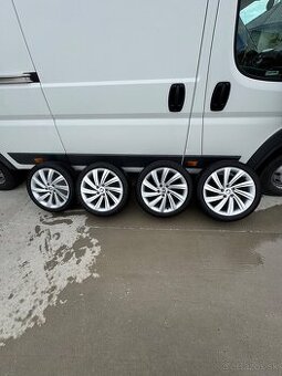SKODA PERSEUS 225/45 R18