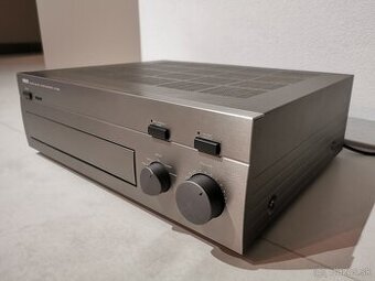 Yamaha AX-590
