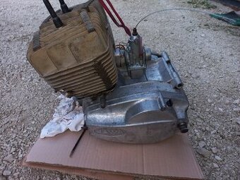 Jawa 350 638 motor
