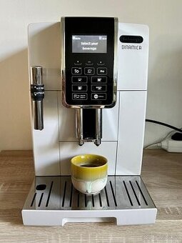 Delonghi Dinamica plnoautomatický kávovar s LCD displejom