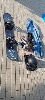 Snowboard FLOW + výstroj