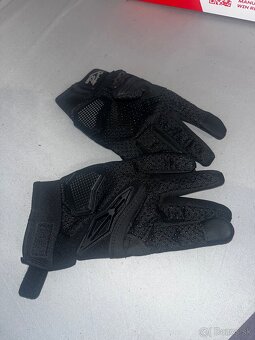 Oblečenie na motorku dámske