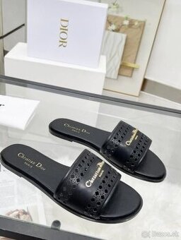 Šľapky Christian Dior - novinka