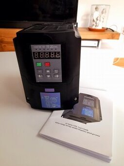 Třífázový frekvenční měnič 1,5 kW