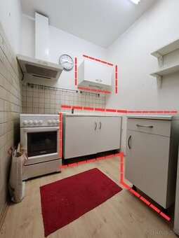 REZERVOVANÁ Darujem kuchynskú linku.