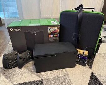 Xbox Series X 1 TB + 2 ovládače + originálna krabica + taška