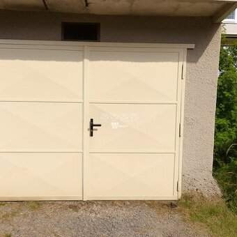 Garáž  18 m2 - Saleziánska v Žiline