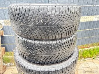 225/45 R18 Michelin Zimne