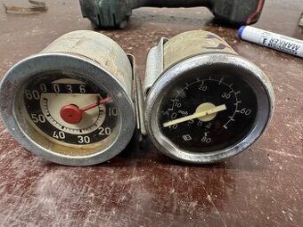 Predám funkčný tachometer  JAWA  555  a babetta  207/210
