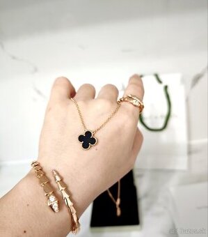 Van Cleef & Arpels náhrdelník Retro prívesok Alhambra