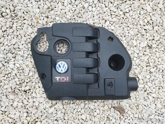 Kryt motora vw passat b5.5