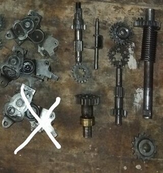 Prevodovka Jawa 50, automat 05