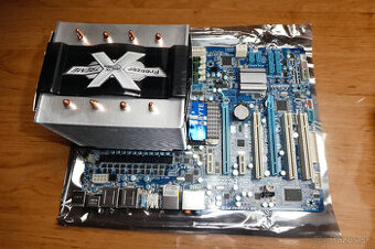 Gigabyte GA-870A-UD3 + AMD Phenom II X4 910e + 10GB