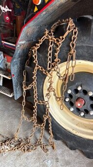 Snehové hrotove reťaze