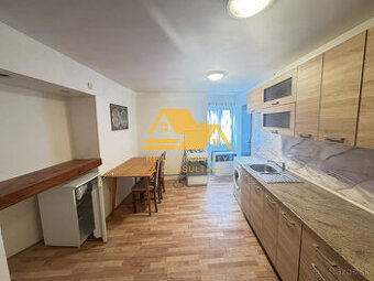 Prenajmem 2 izbový byt v Nesvadoch