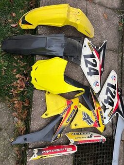 Plasty Suzuki rmz 450