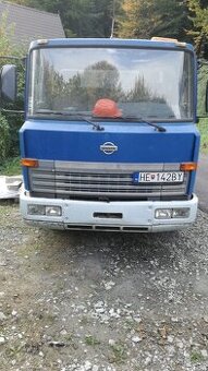 Predám nak, auto Nissan Avila ESP, sklapač