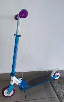 Detská kolobežka Smoby Frozen, 5- 9 rokov, nosnosť 50 kg