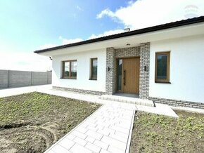 Predaj rodinného domu v Dunajskej Strede, novostavba, 4 izby