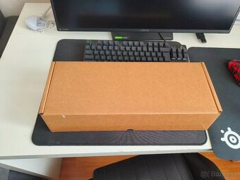 Steamdeck OLED 512 GB nový + dok. stanica