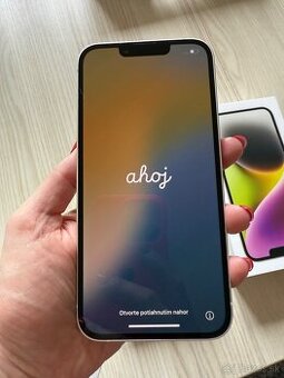 iPhone 14 biely