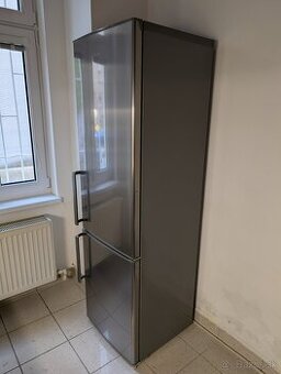 Chladnička s mrazničkou Amica VC 1812