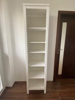 Ikea Hemnes kniznica