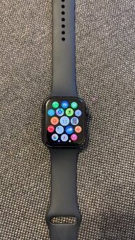 Predám Apple Watch SE 2 44mm 89% baterka