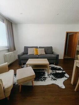 Na prenájom svetlý 2 - izbový byt Fedákova, Bratislava – Dúb