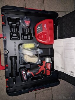 MILWAUKEE M12