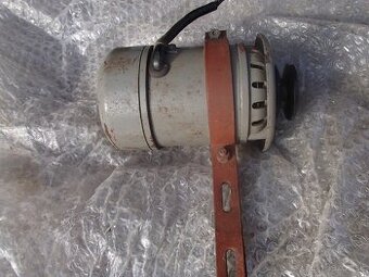 Predám elektromotor 220 V , 0,83 A, 5000 ot