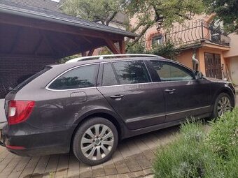ŠKODA SUPERB 2.0 TD CR 4X4 DSG Naj.254000 Km Rok Výroby 2012